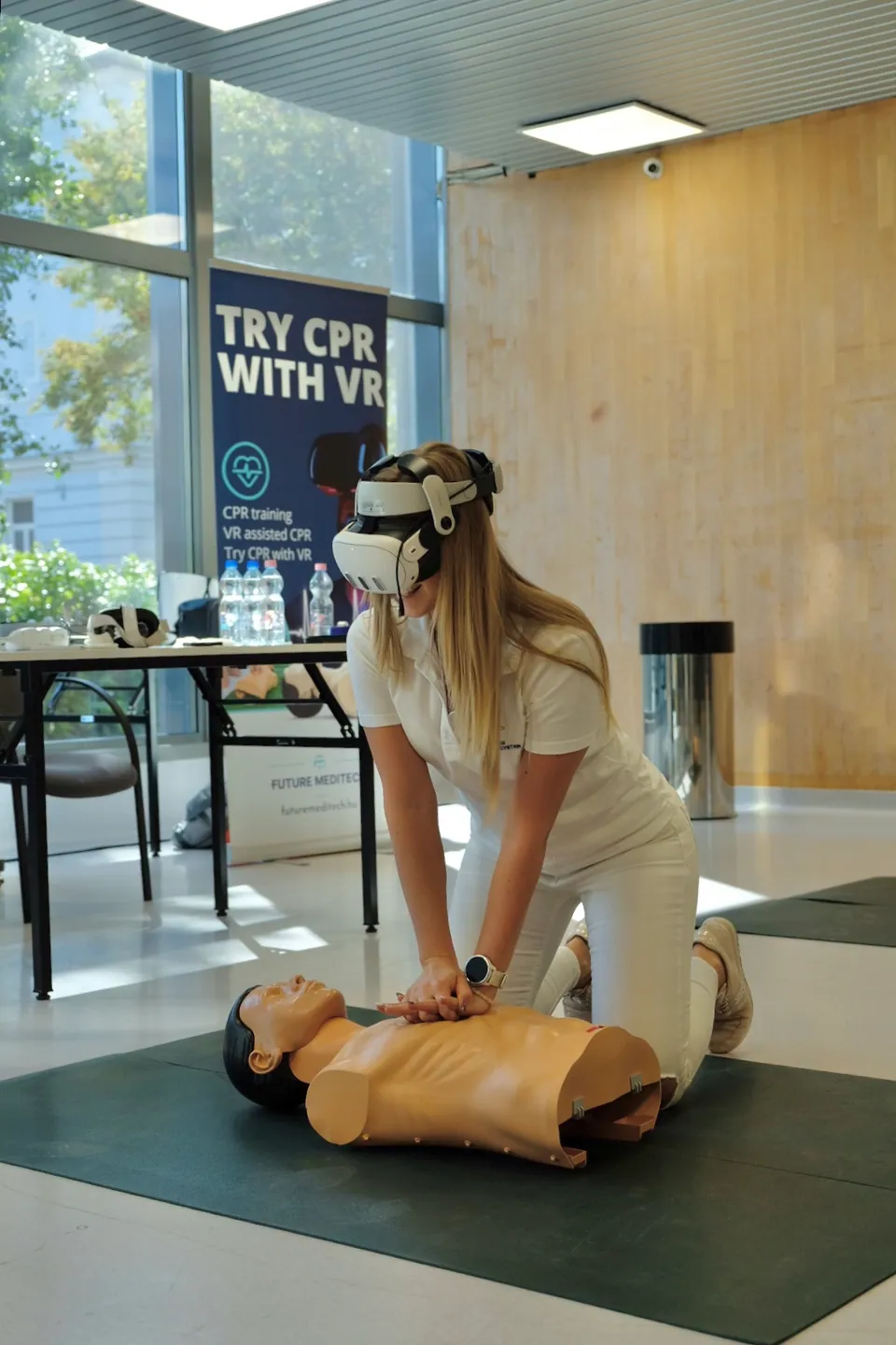 VR-CPR-Übung an der Semmelweis-Universität